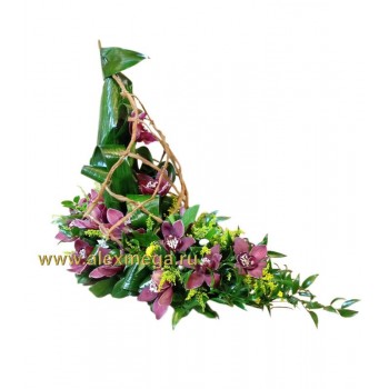 Композиция из цветов "Крейсер" из орхидей и тропической зелени